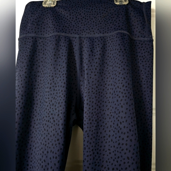 AllFenix Women's Full Length Leggings sz medium - Picture 2 of 5